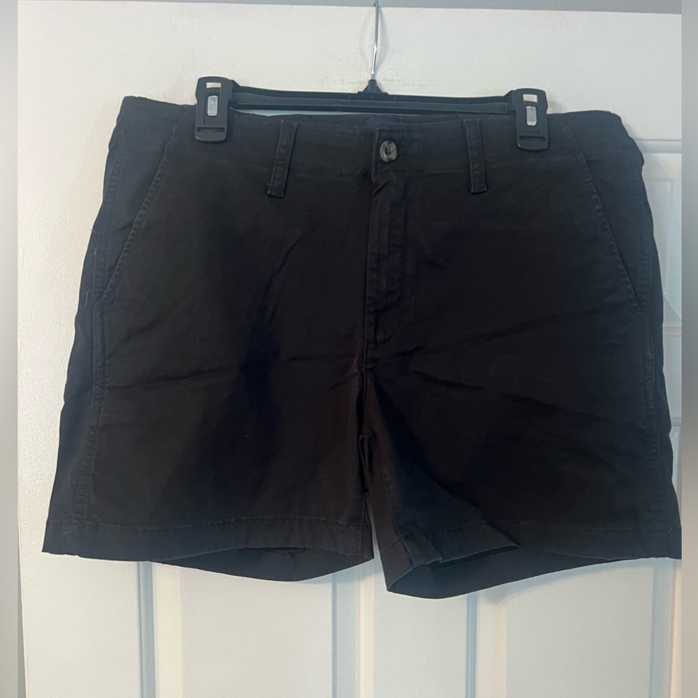 GAP ladies black twill shorts